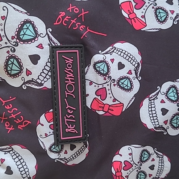 Betsey Johnson Skull and Hair Bow Backpack - Picture 2 of 7